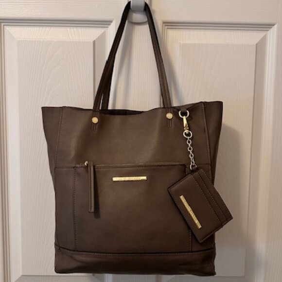Steve Madden Taupe BPAMMY Large Tote-LIKE NEW! - Picture 1 of 14